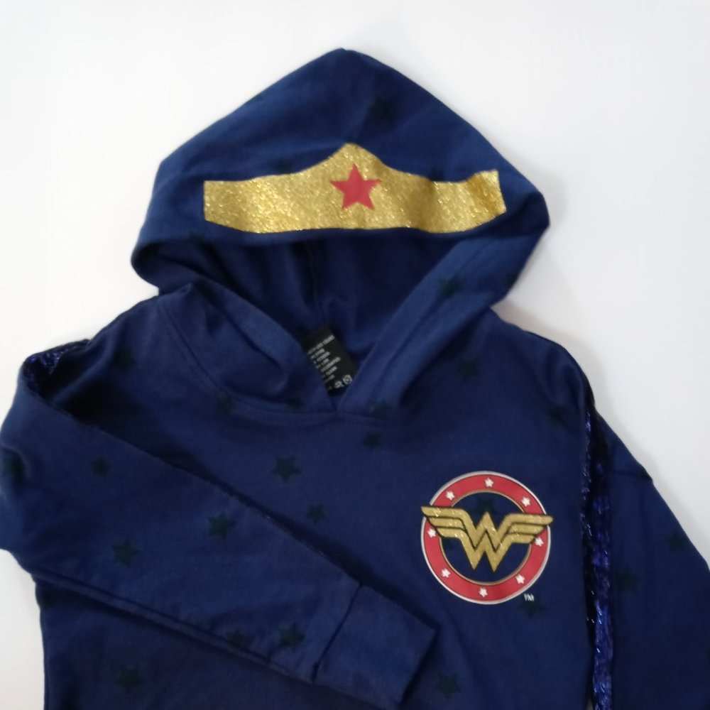 Girl's XS Wonder Woman Hoodie Brand New With Tags